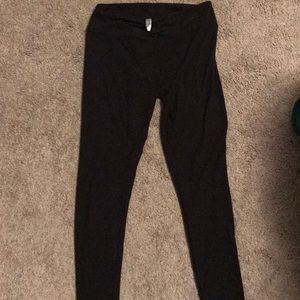 Lularoe TC black leggings